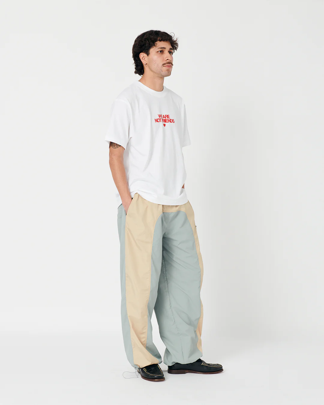 Bold Love t-shirt - Image 4