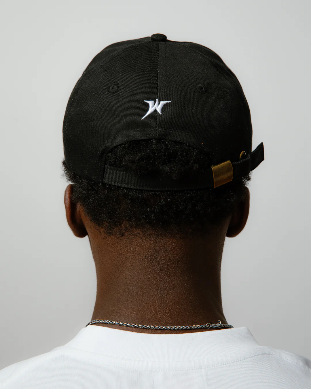 Follow The Silk Hat - Image 3
