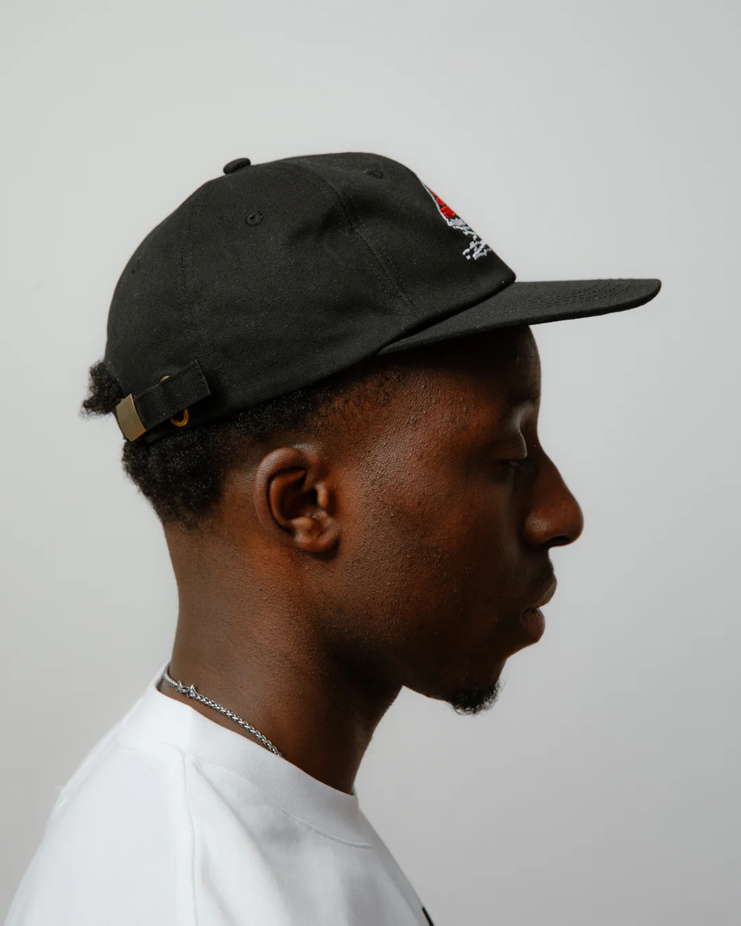 Follow The Silk Hat - Image 4