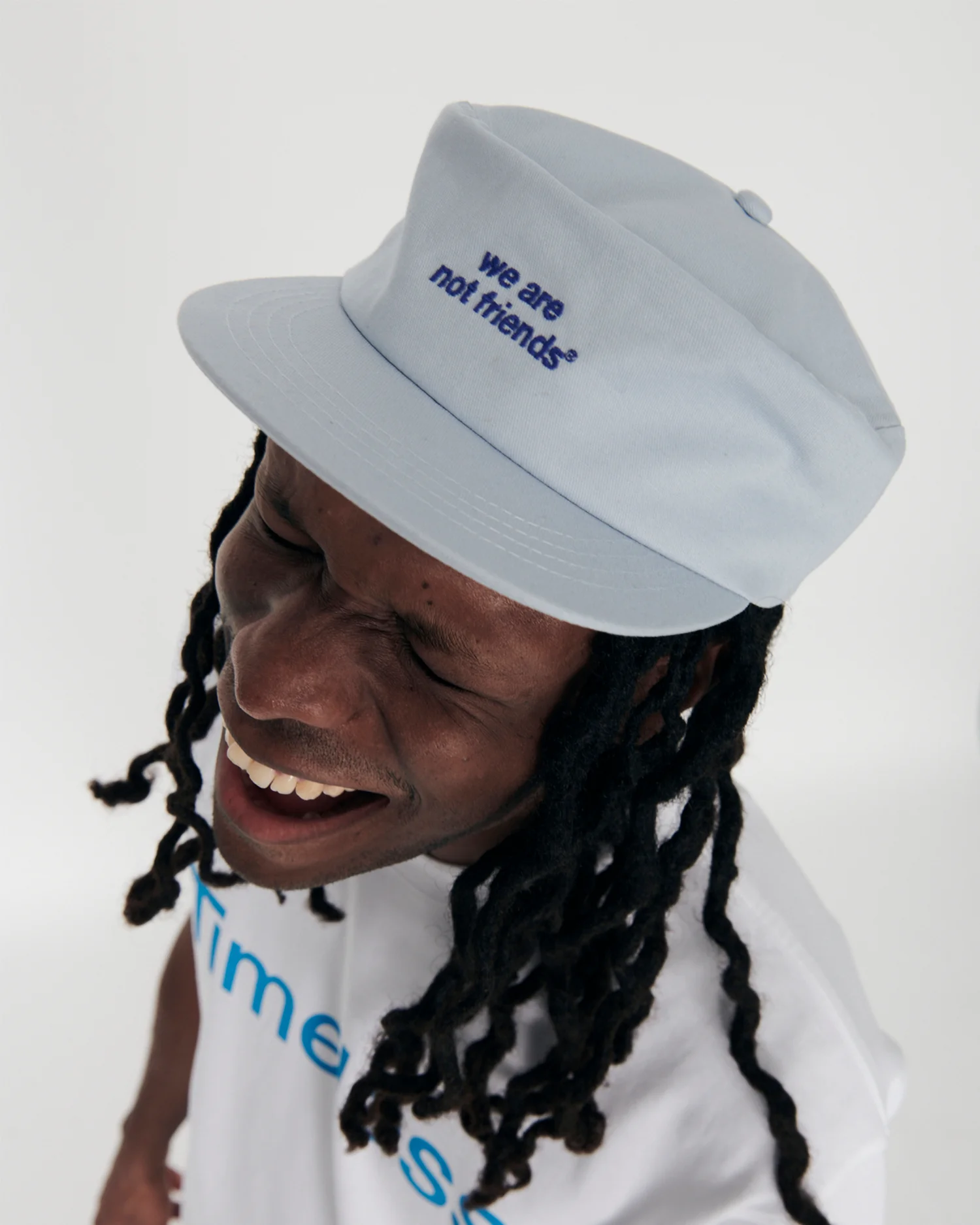 PILLOW LOVE HAT - Image 6